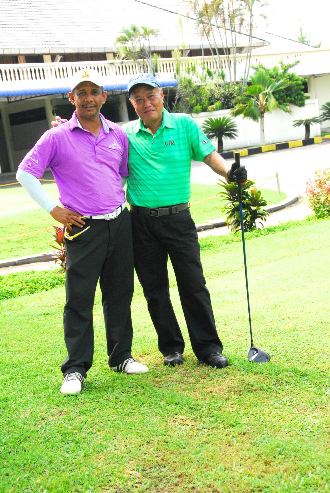 PRO15 157 GOLF DSC 0438.JPG